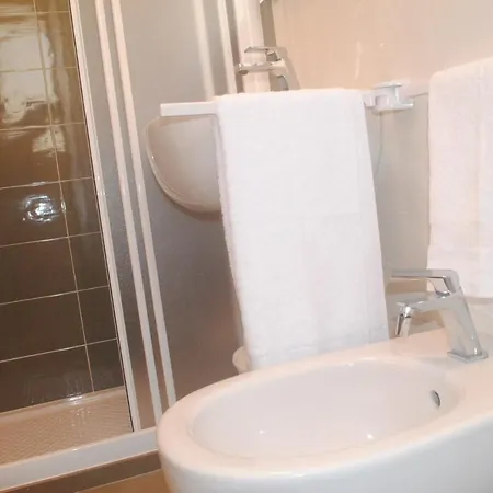 Bed & Breakfast Sole E Luna 3*